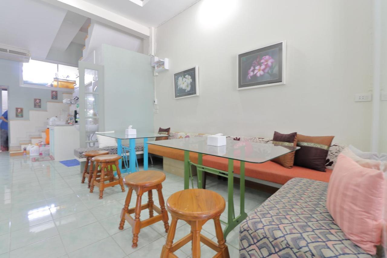 Saen Sabai Hostel Bangkok Kültér fotó